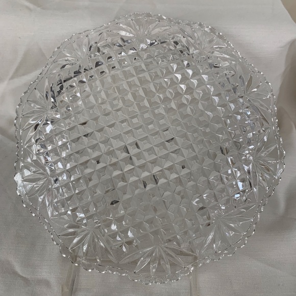 Vintage United States Pineapple Fan Square Clear Glass Round Plate - Picture 3 of 5